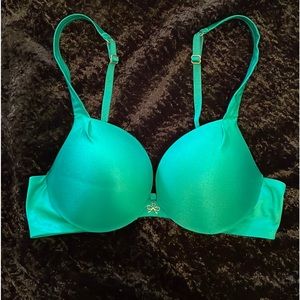 Victoria’s Secret 32C Plunge Bra Push-Up Padded Demi-Cups Gold hardware & Bow
